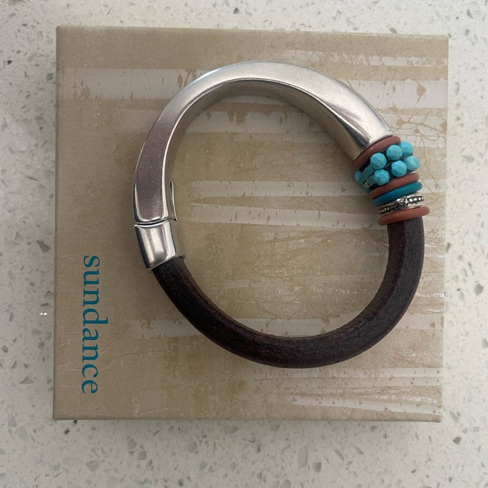 Sundance Silver and Brown leather Bracelet with Turquoise Beads new never worn. - Picture 3 of 3